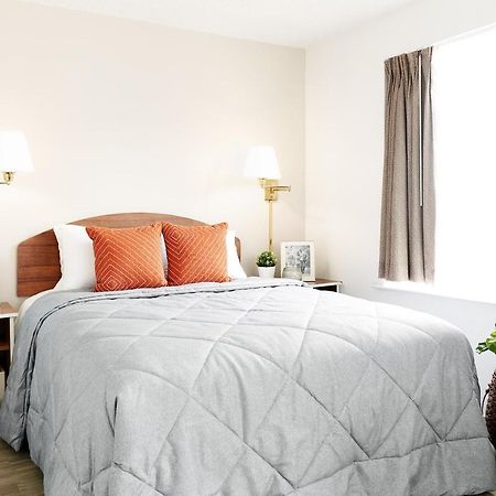 Intown Suites Extended Stay Houston Tx - Hwy 290 Cypress Fairbanks Bagian luar foto