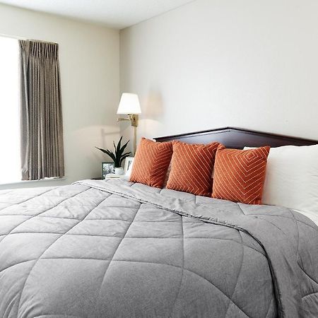 Intown Suites Extended Stay Houston Tx - Hwy 290 Cypress Fairbanks Bagian luar foto