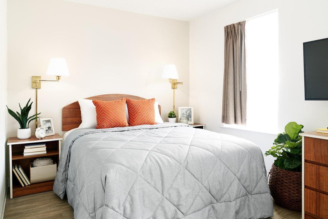 Intown Suites Extended Stay Houston Tx - Hwy 290 Cypress Fairbanks Bagian luar foto